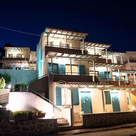 Theodora Rooms Poros Town Екстериор снимка