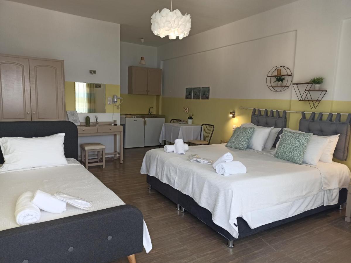 Theodora Rooms Poros Town Екстериор снимка