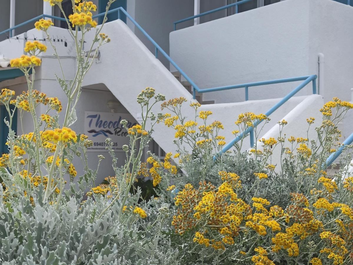 Theodora Rooms Poros Town Екстериор снимка