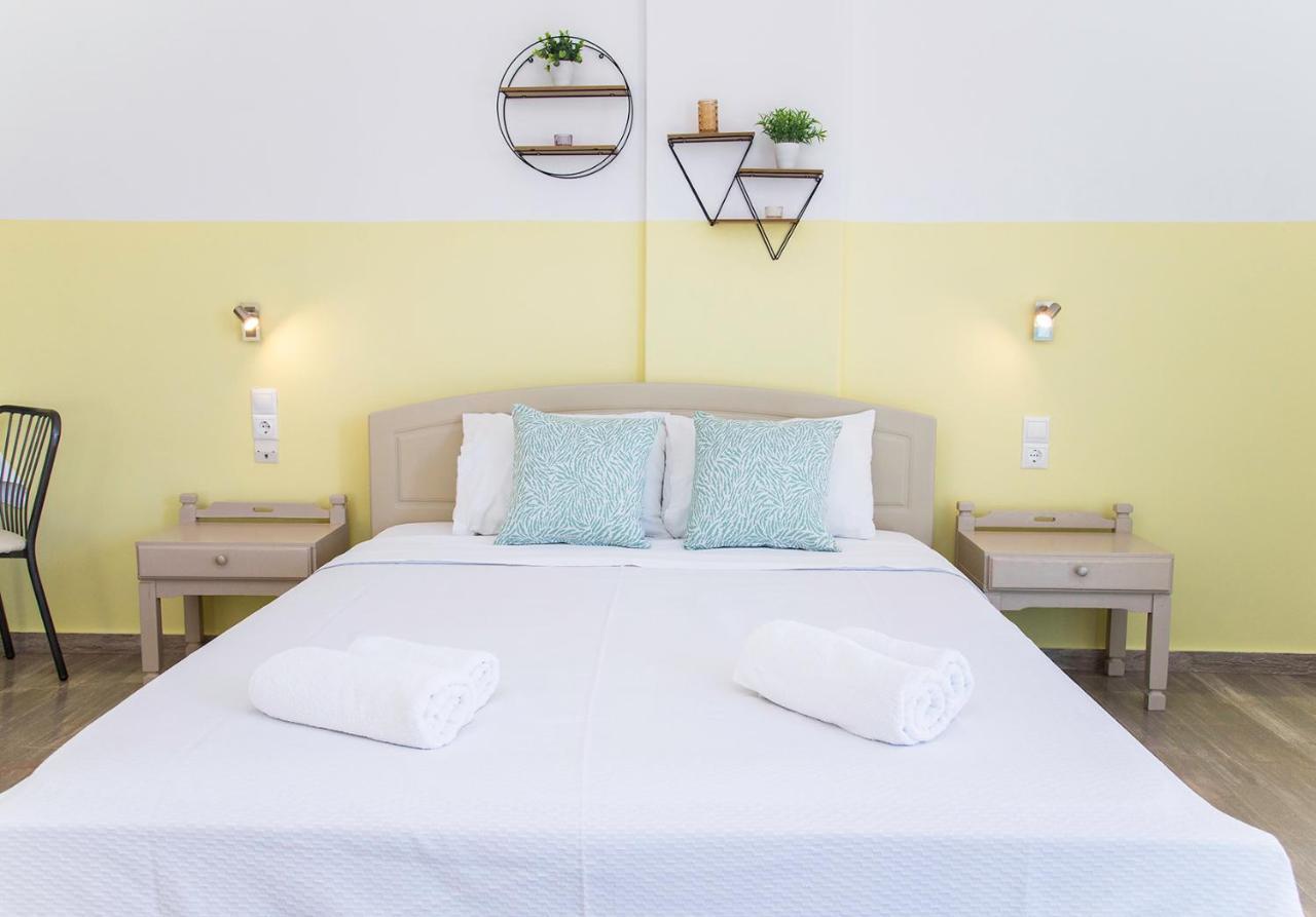 Theodora Rooms Poros Town Екстериор снимка
