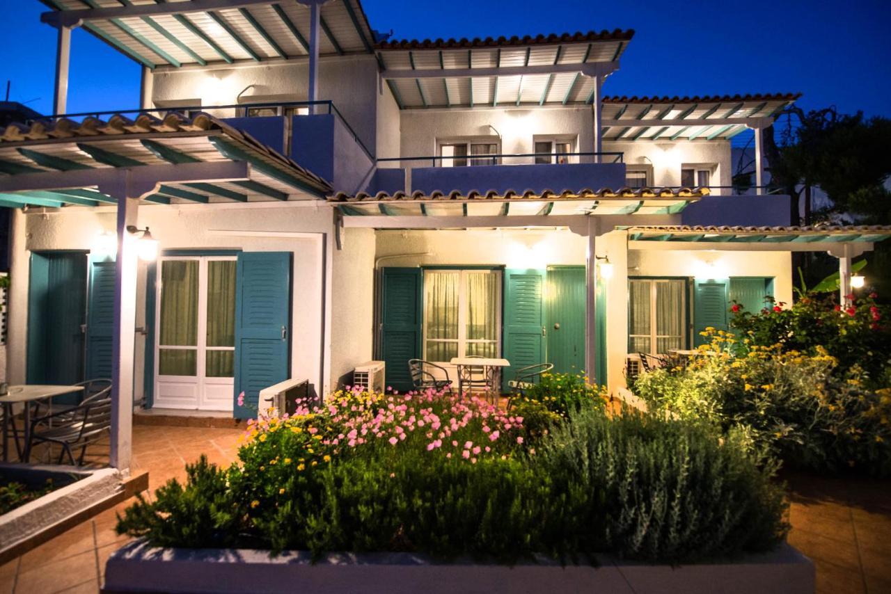 Theodora Rooms Poros Town Екстериор снимка