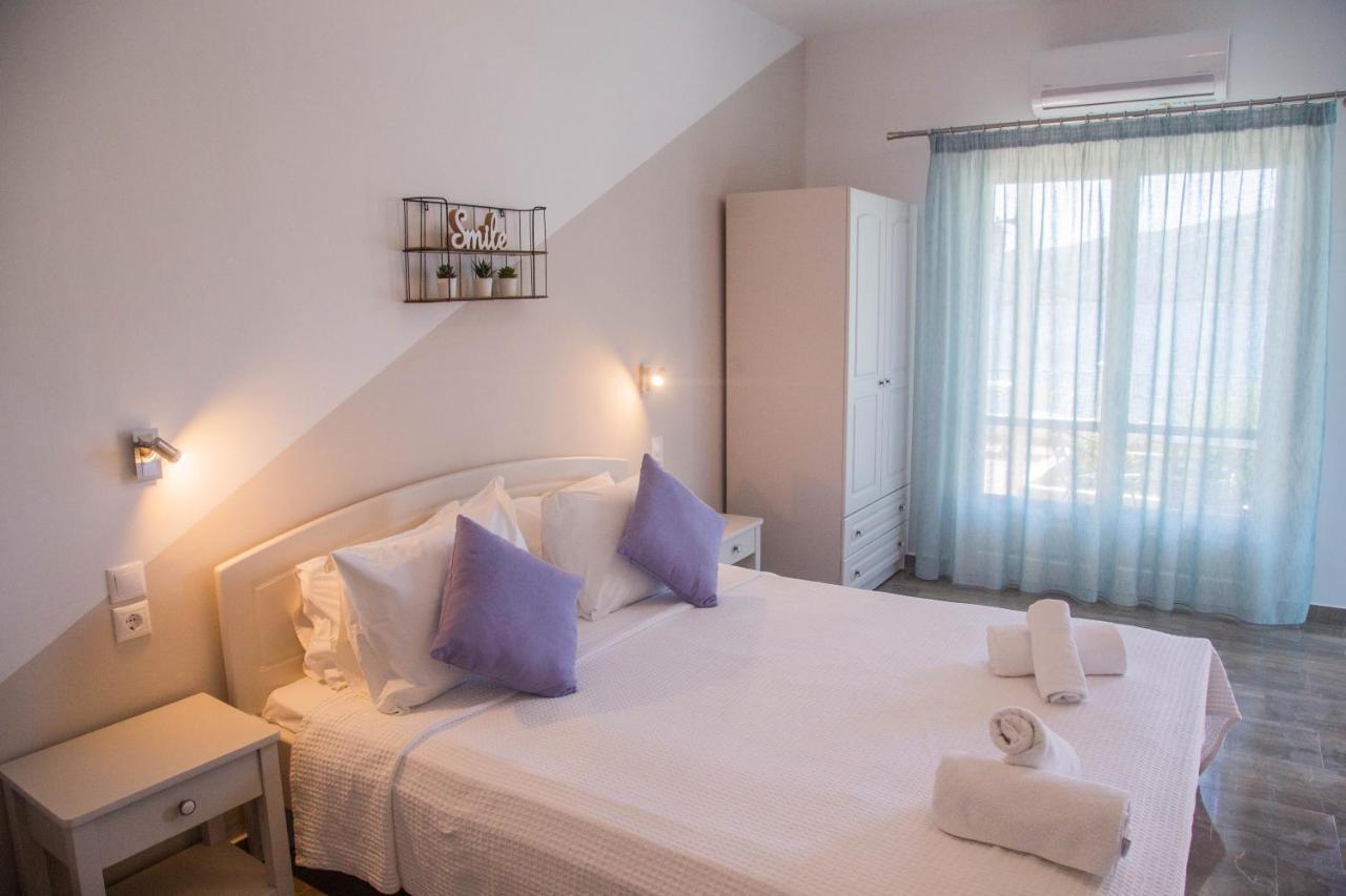 Theodora Rooms Poros Town Екстериор снимка
