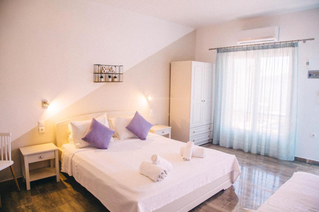 Theodora Rooms Poros Town Екстериор снимка